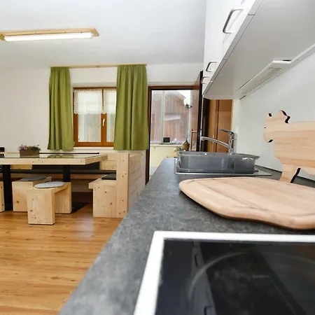 Mottnerhof Apartman *